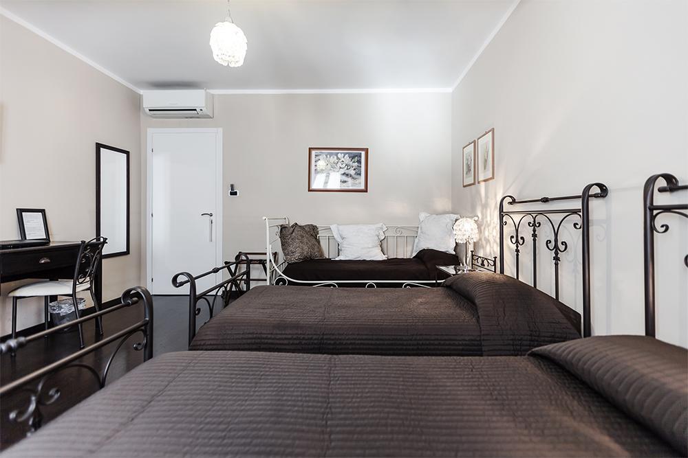 Castaldi House Hotel Милано Екстериор снимка